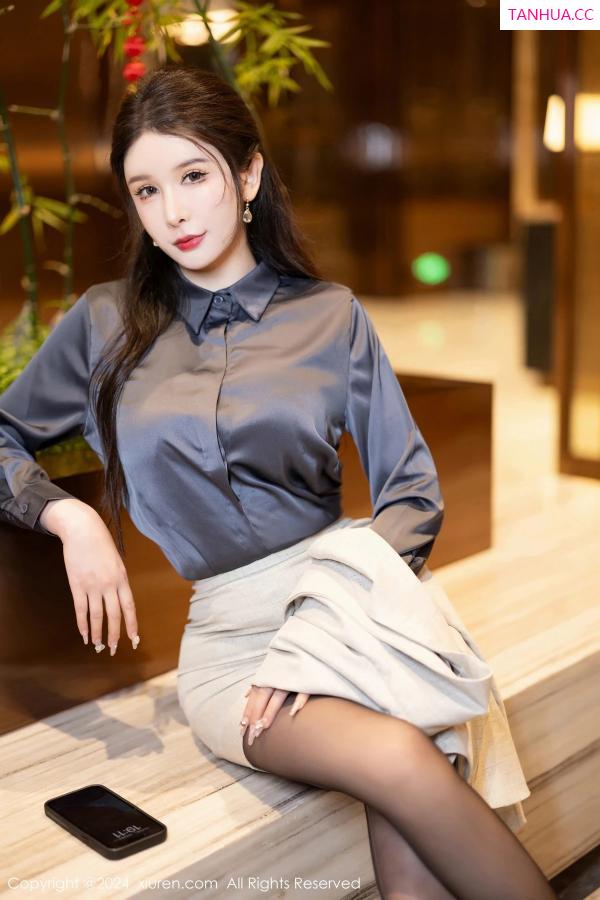 李丽莎  [XiuRen]高清写真图 2024.02.22 No.8126 李丽莎 黑丝美腿第17张图片